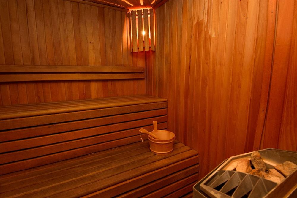 Urban Lodge Hotel Rooms And Suits Tbilisi ภายนอก รูปภาพ